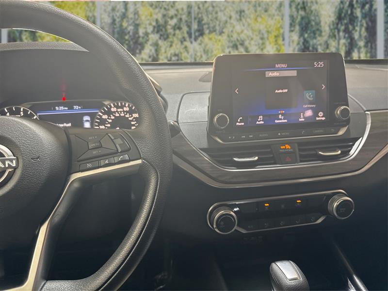 Nissan Altima 2.5 SV 2024