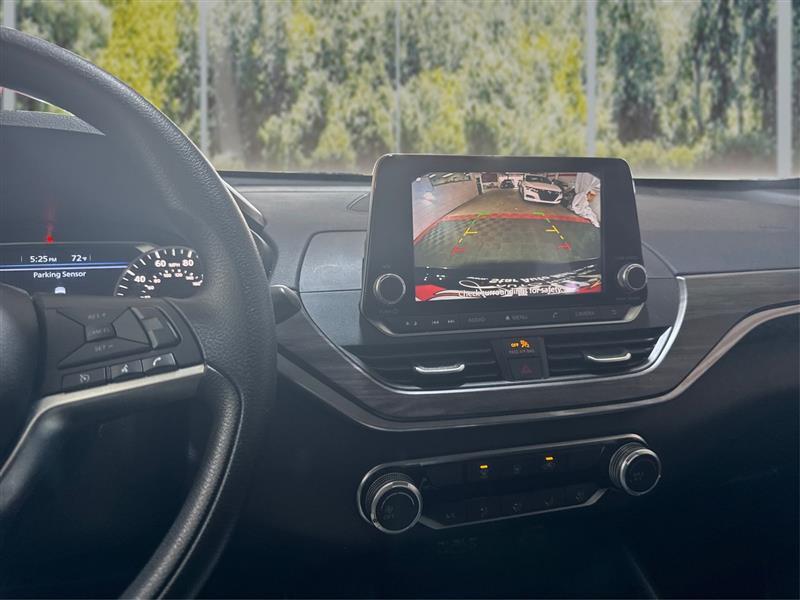 Nissan Altima 2.5 SV 2024