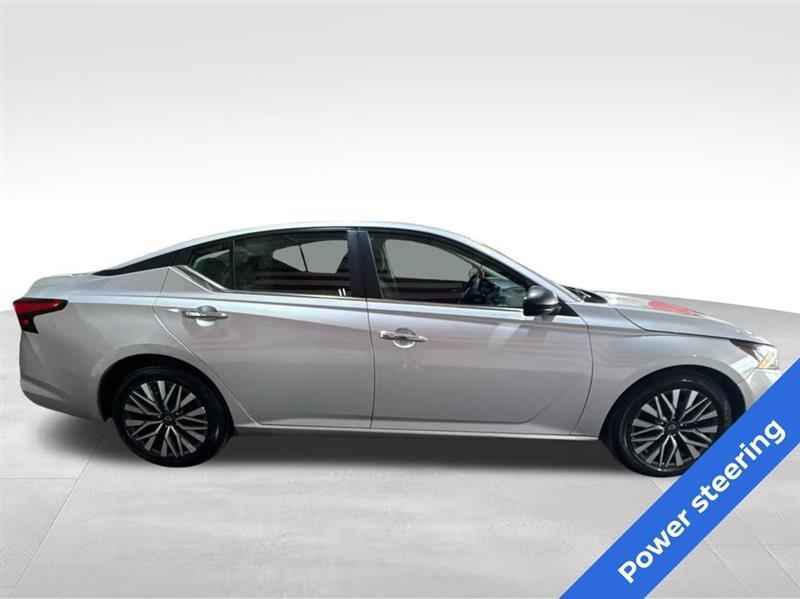 Nissan Altima 2.5 SV 2024