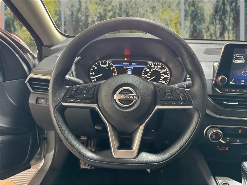 Nissan Altima 2.5 SV 2024