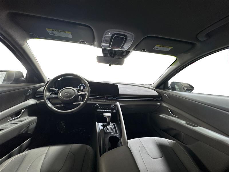 Hyundai Elantra SEL 2024