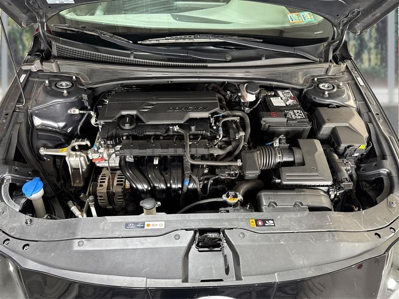 Hyundai Elantra SEL 2024