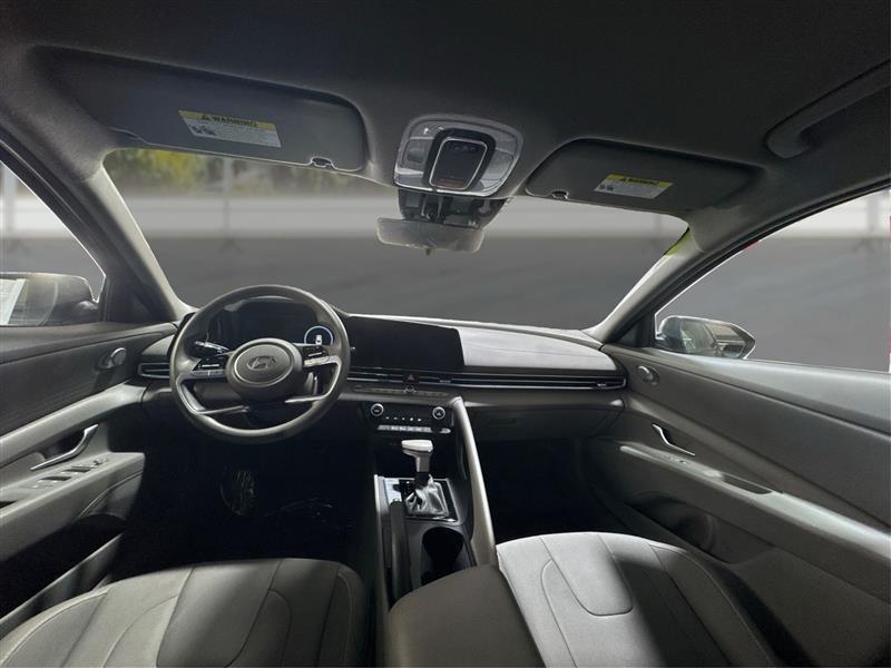Hyundai Elantra SEL 2024