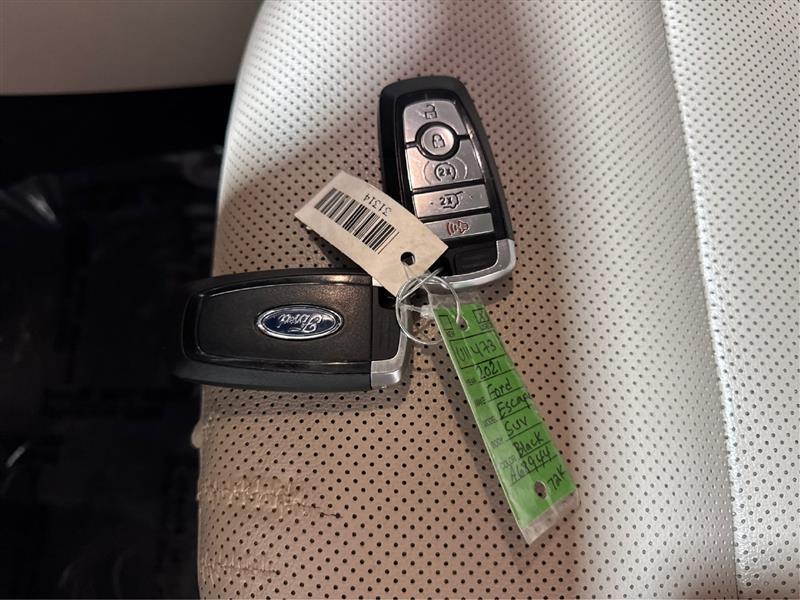 Ford Escape Hybrid SEL AWD 2021