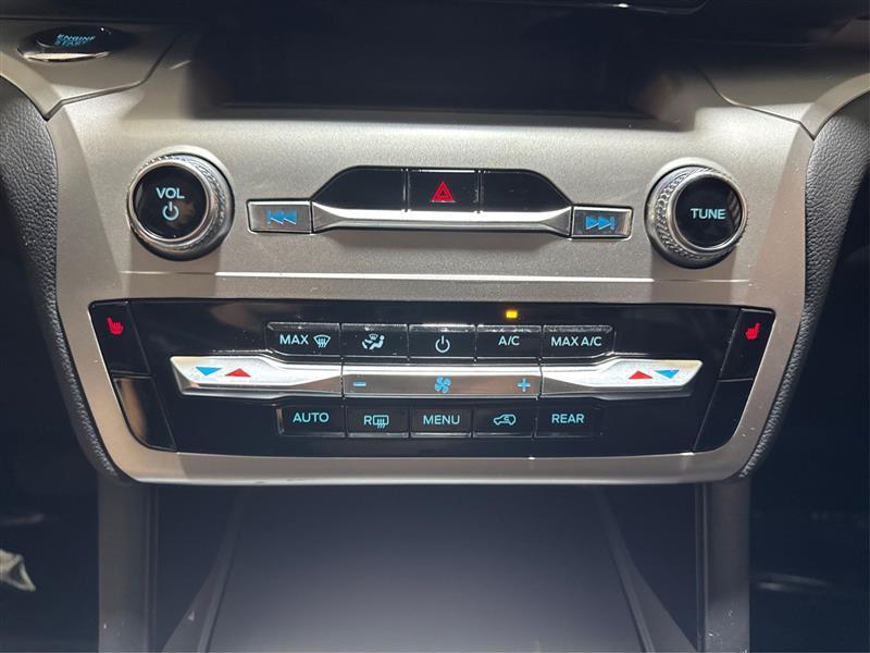Ford Explorer XLT AWD 2022