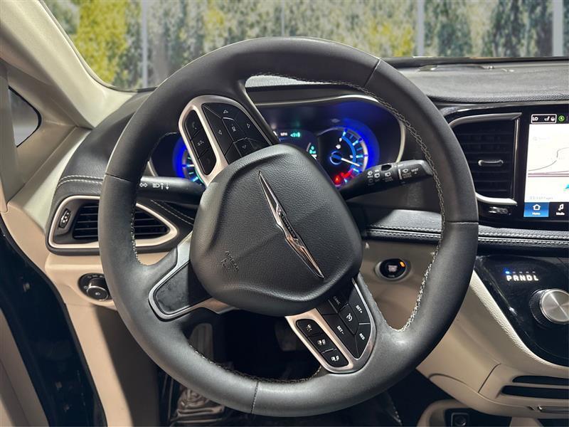 Chrysler Pacifica Hybrid Touring L 2023