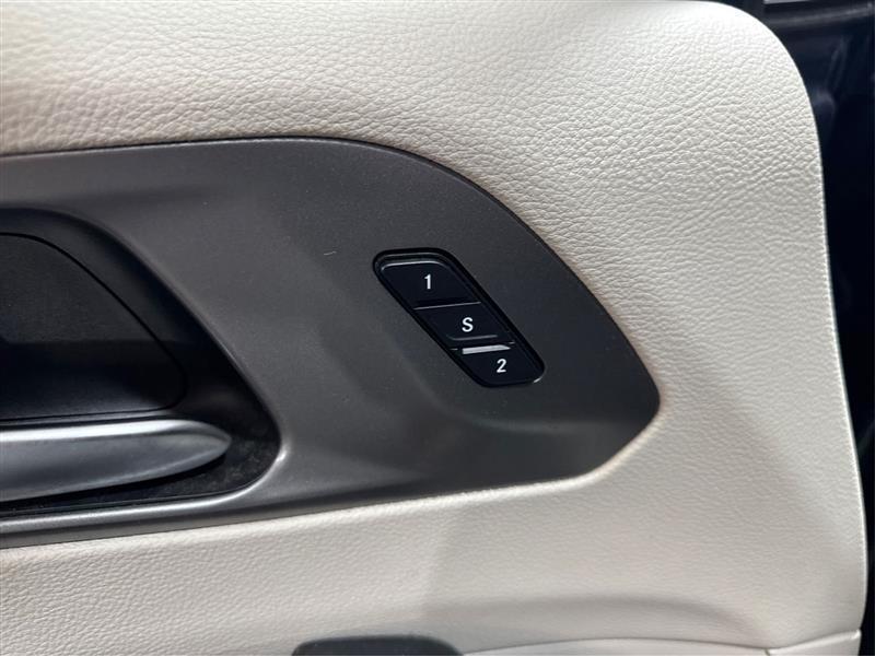 Chrysler Pacifica Hybrid Touring L 2023
