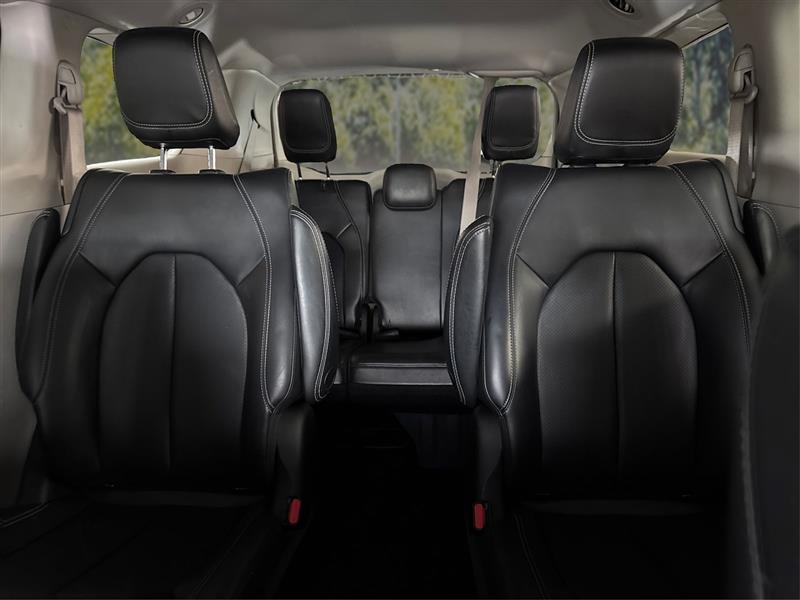 Chrysler Pacifica Hybrid Touring L 2023