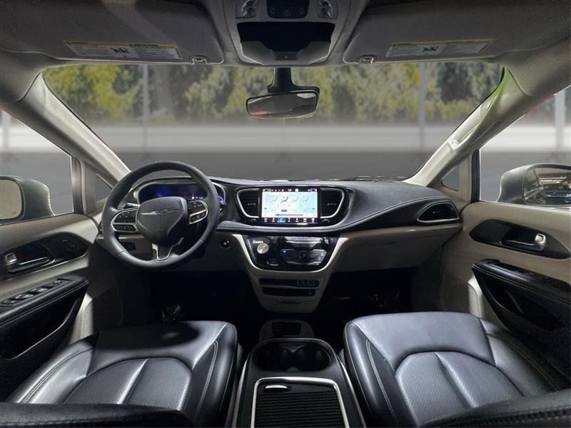 Chrysler Pacifica Hybrid Touring L 2023