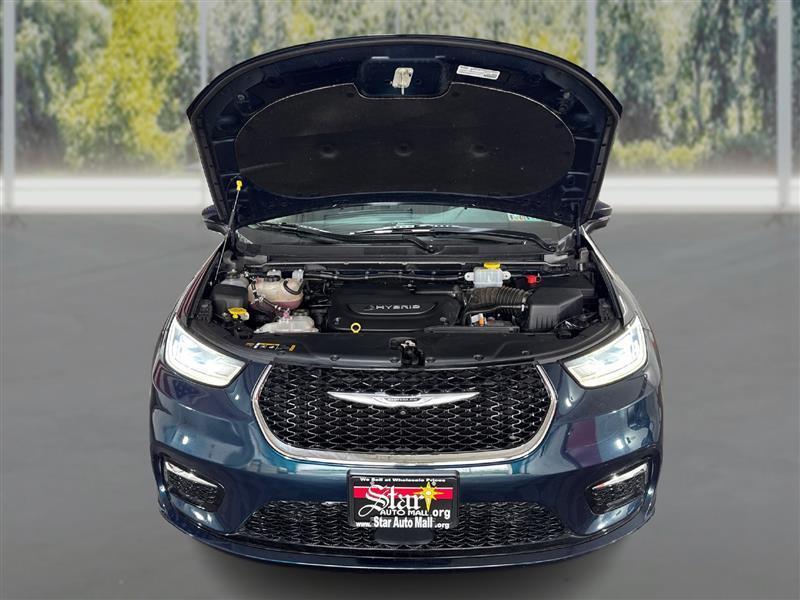 Chrysler Pacifica Hybrid Touring L 2023