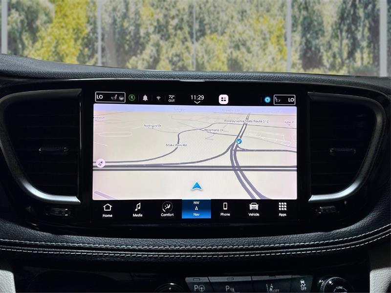 Chrysler Pacifica Hybrid Touring L 2023