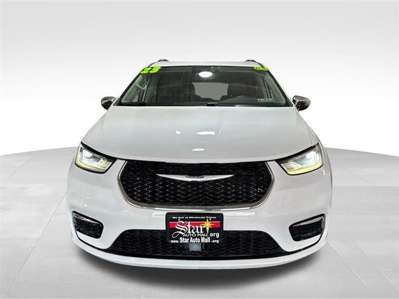 Chrysler Pacifica Limited 2023