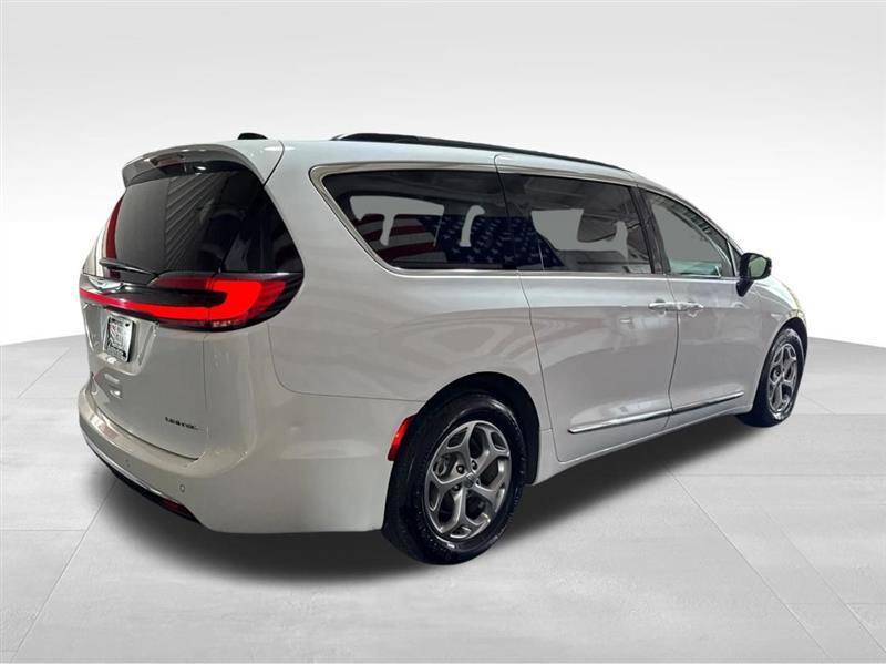 Chrysler Pacifica Limited 2023