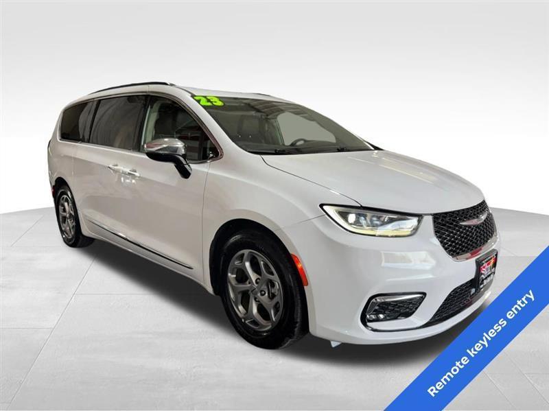 Chrysler Pacifica Limited 2023