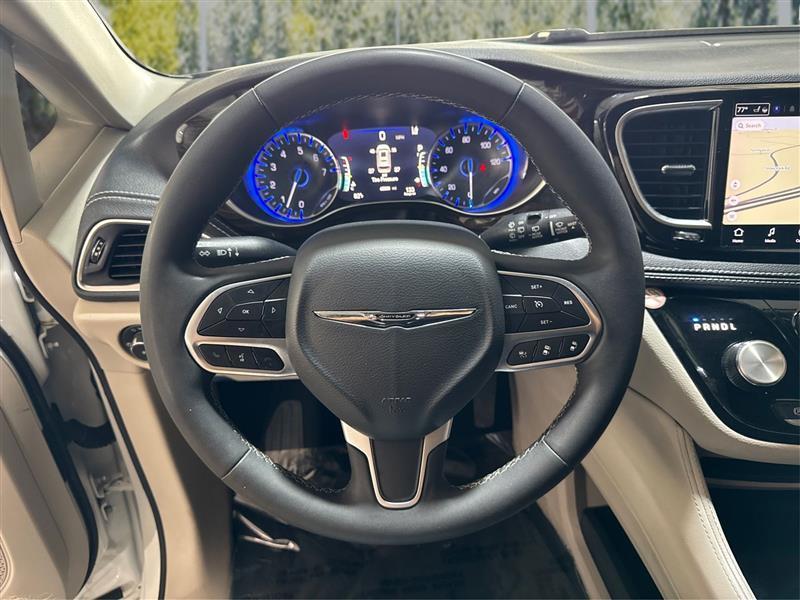 Chrysler Pacifica Limited 2023