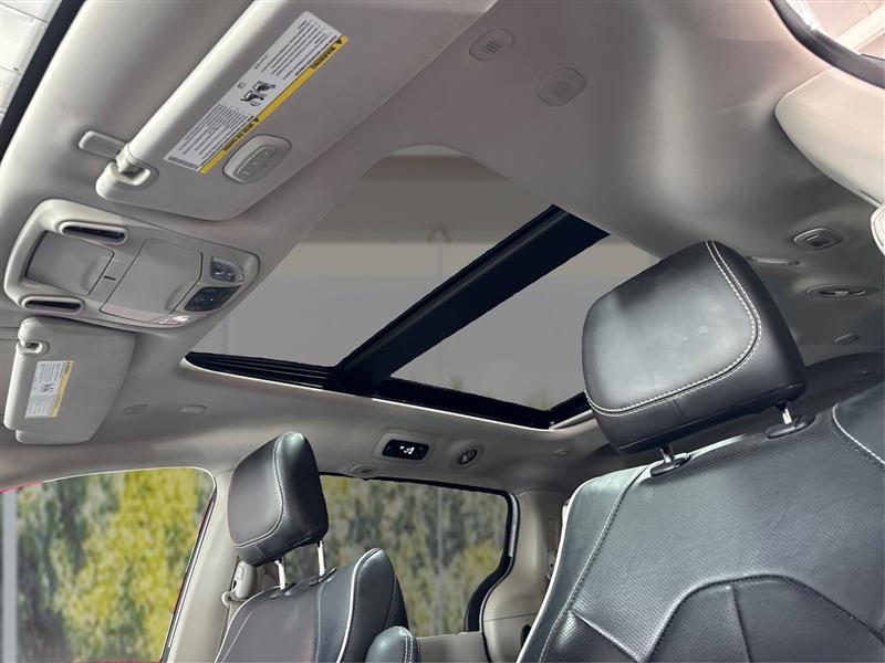 Chrysler Pacifica Limited 2023