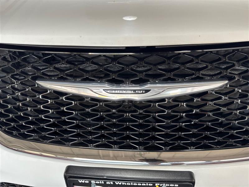 Chrysler Pacifica Limited 2023