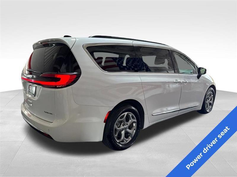 Chrysler Pacifica Limited 2023