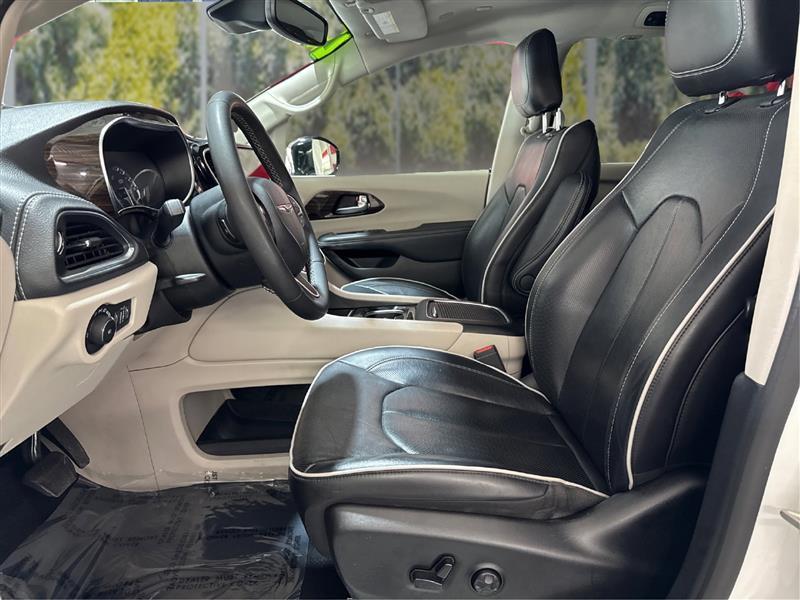 Chrysler Pacifica Limited 2023