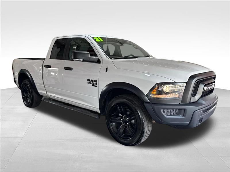 RAM 1500 SLT Quad Cab 4WD 2021
