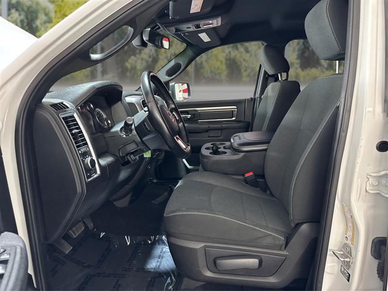 RAM 1500 SLT Quad Cab 4WD 2021