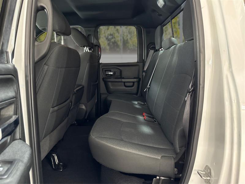 RAM 1500 SLT Quad Cab 4WD 2021