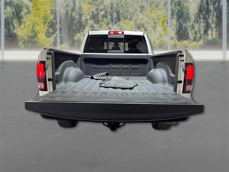 RAM 1500 SLT Quad Cab 4WD 2021
