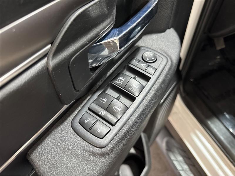 RAM 1500 SLT Quad Cab 4WD 2021