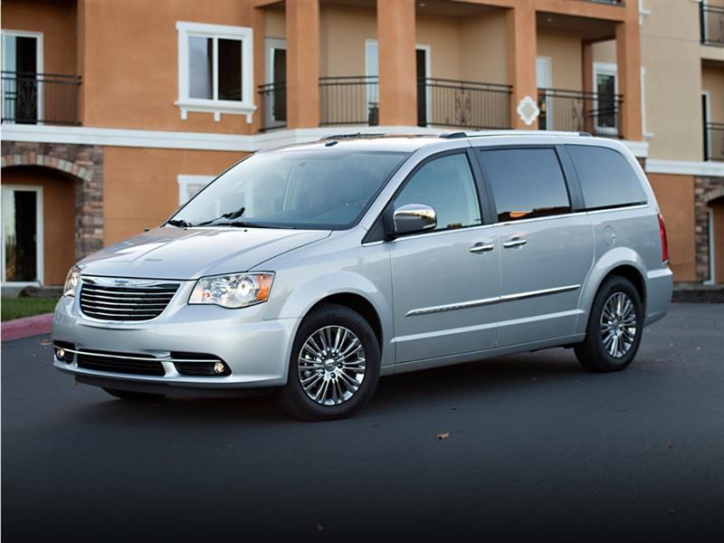 Chrysler Town & Country Touring-L 2011
