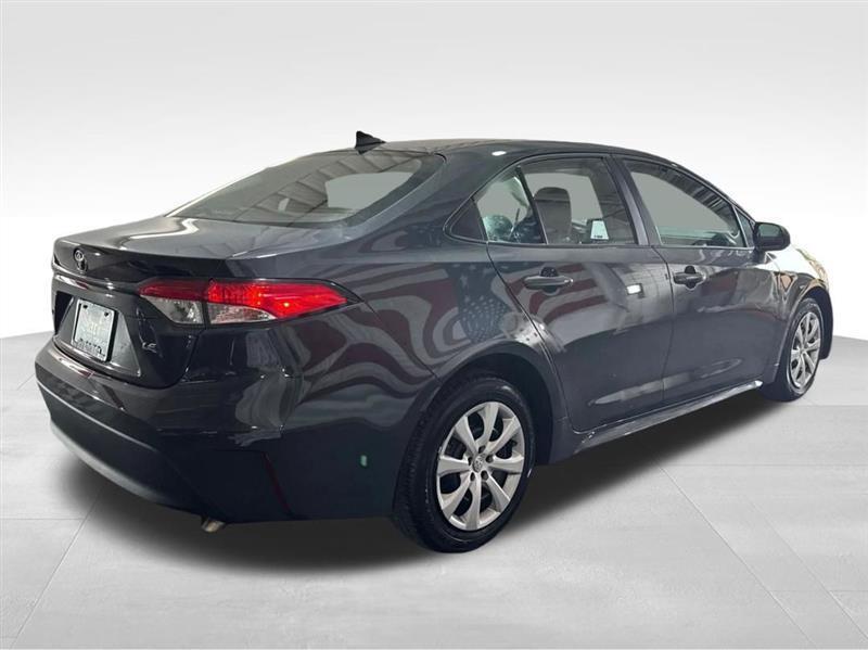 Toyota Corolla LE 2025