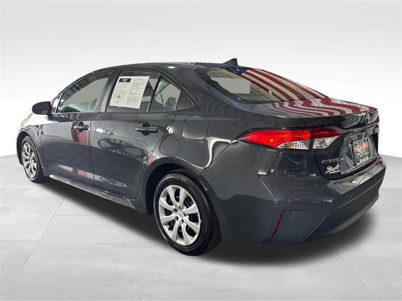 Toyota Corolla LE 2025
