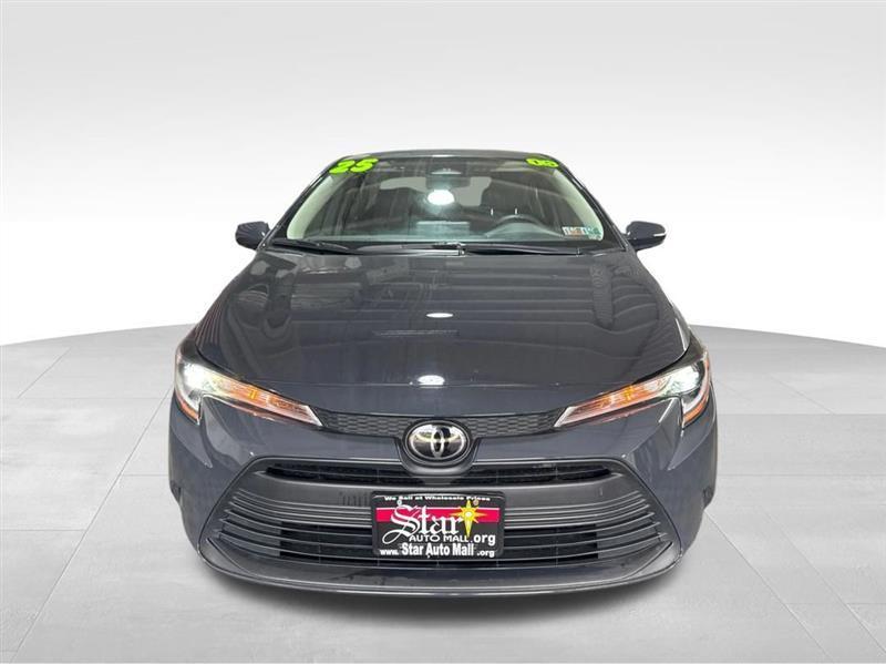 Toyota Corolla LE 2025