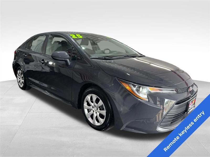 Toyota Corolla LE 2025