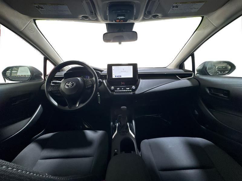 Toyota Corolla LE 2025