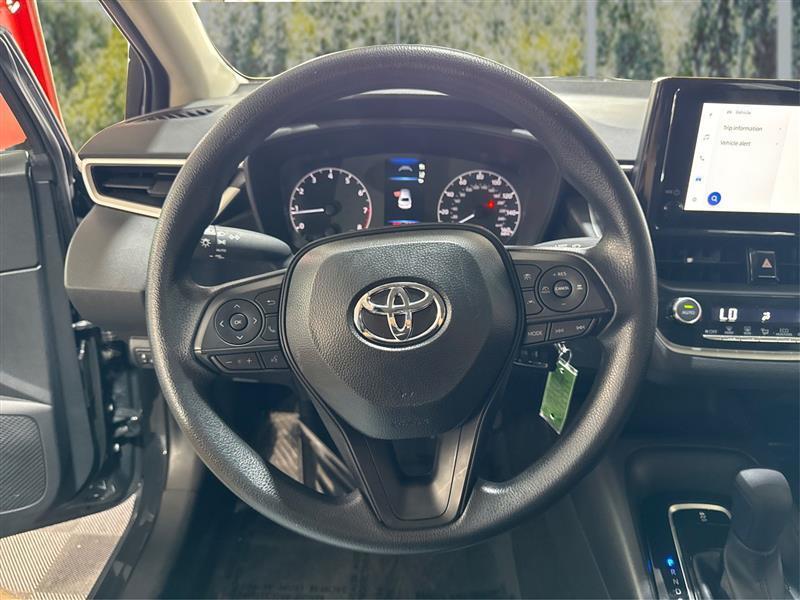 Toyota Corolla LE 2025