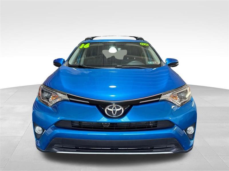 Toyota RAV4 XLE AWD 2016