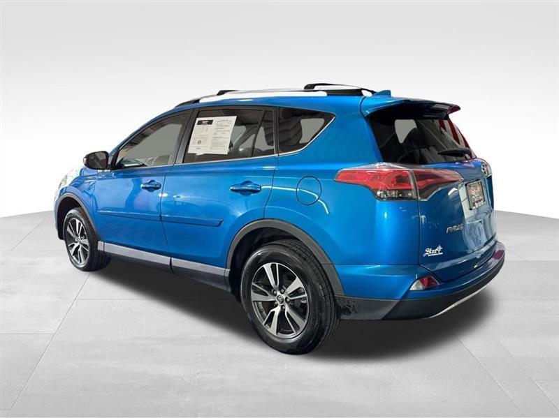 Toyota RAV4 XLE AWD 2016