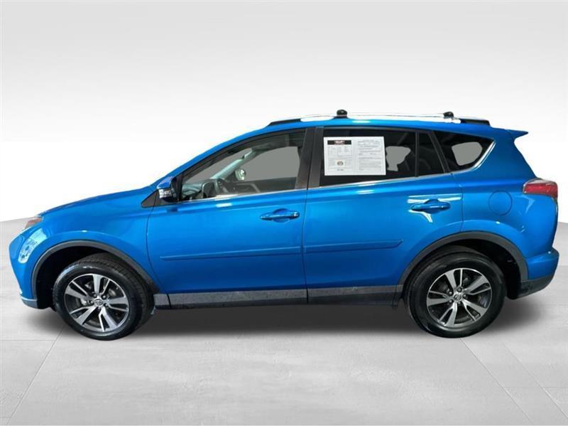 Toyota RAV4 XLE AWD 2016