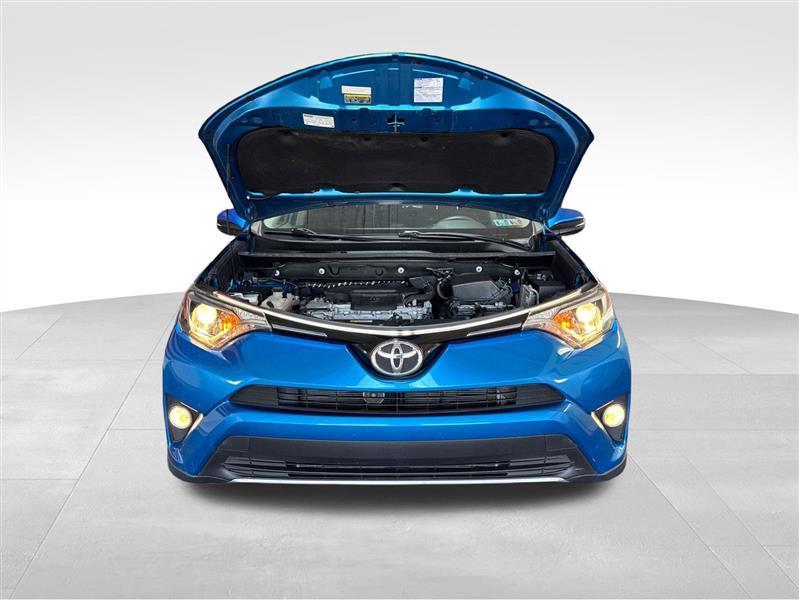 Toyota RAV4 XLE AWD 2016