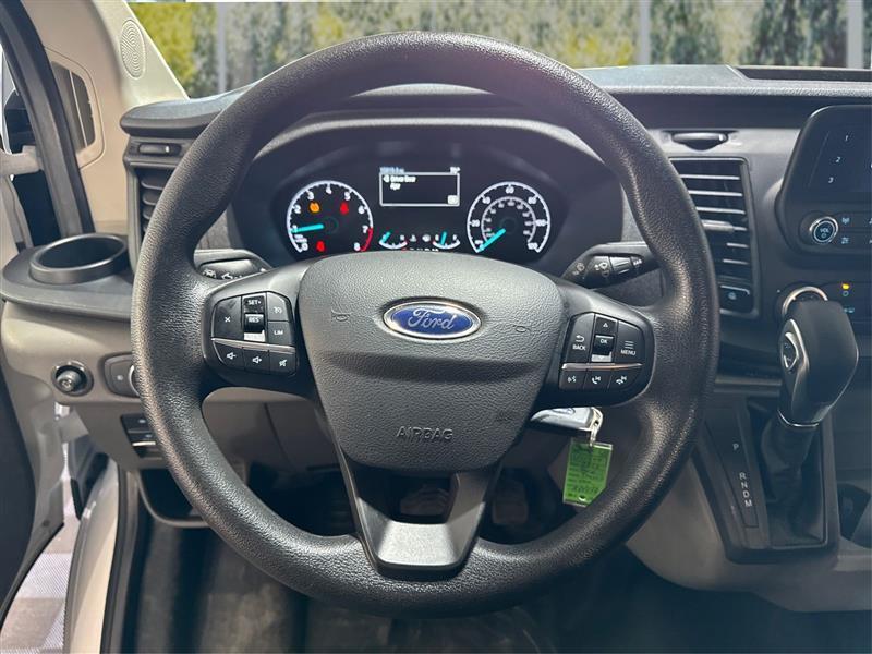 Ford Transit 250 Van 2025