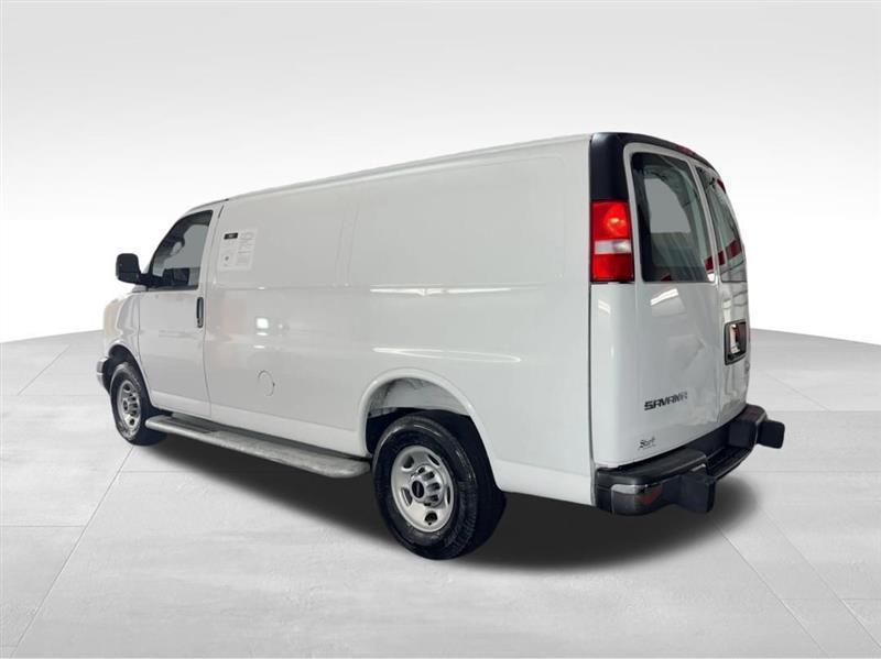 GMC Savana G2500 Cargo 2025