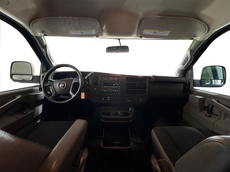 GMC Savana G2500 Cargo 2025