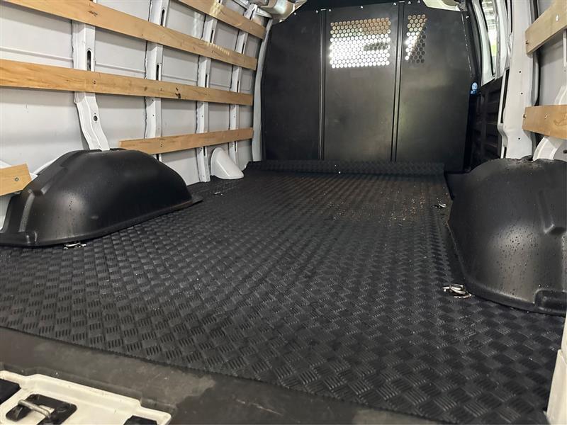 GMC Savana G2500 Cargo 2025