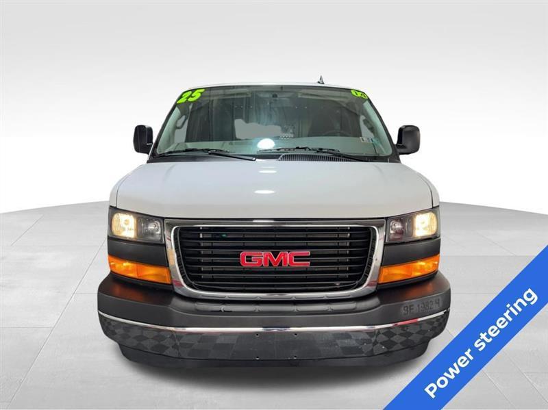 GMC Savana G2500 Cargo 2025