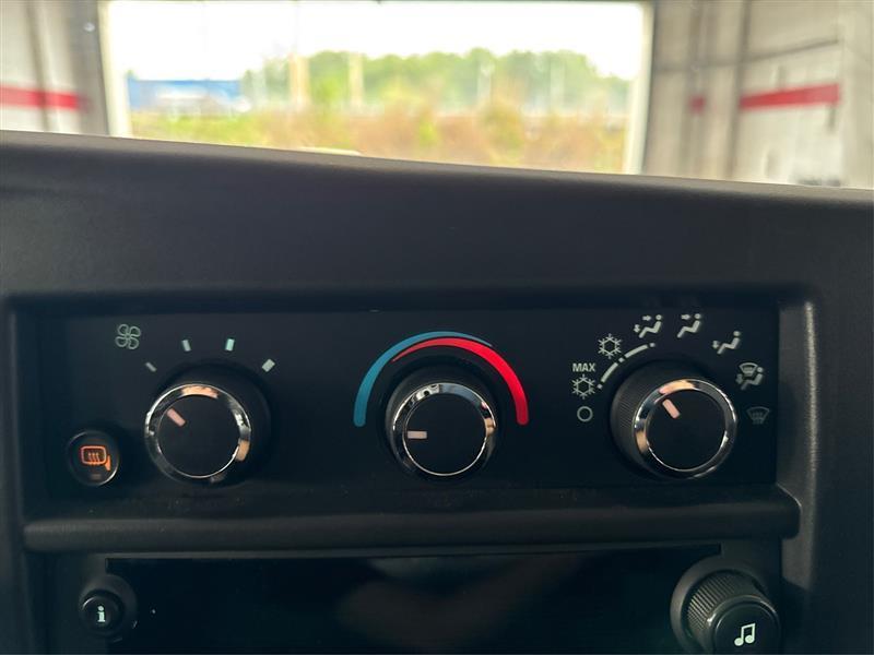 GMC Savana G2500 Cargo 2025