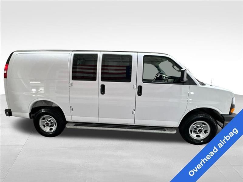 GMC Savana G2500 Cargo 2025