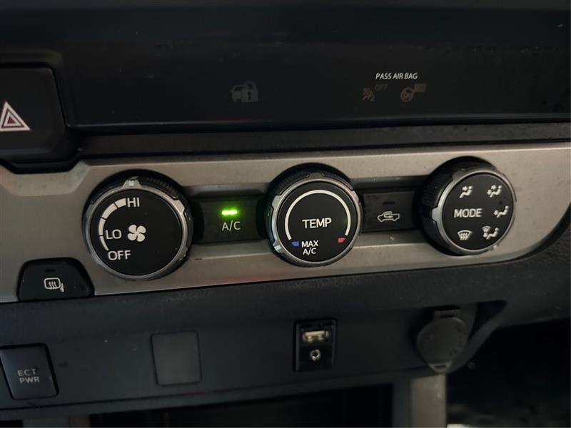 Toyota Tacoma SR5 Access Cab I4 6AT 2WD 2019