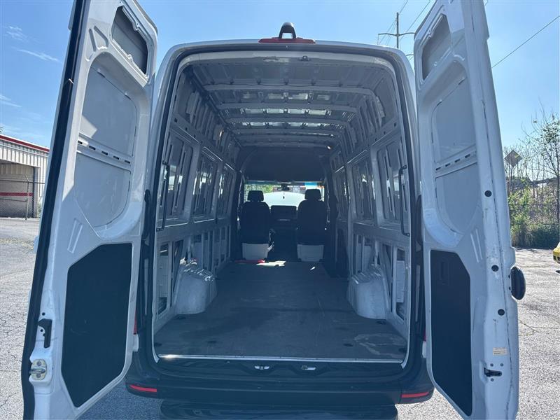 Mercedes-Benz Sprinter 2500 170-in. WB 2021