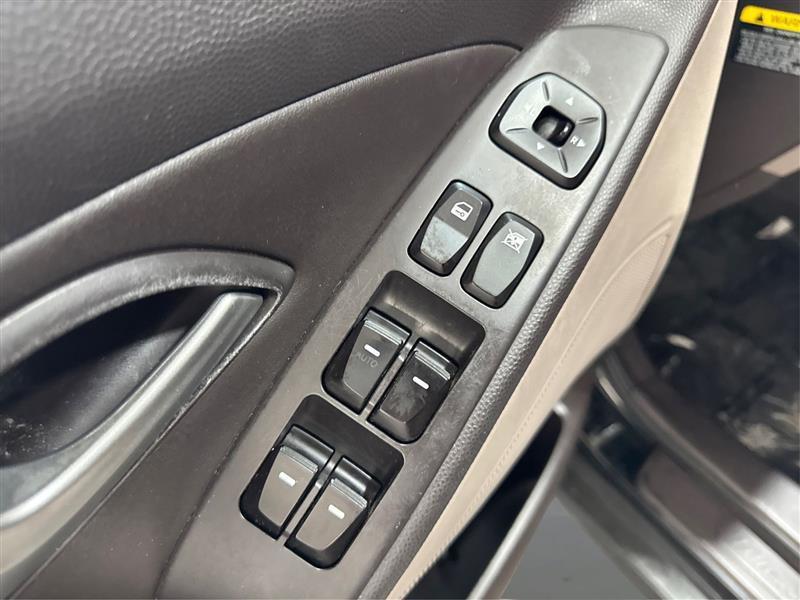 Hyundai Tucson GLS 2WD 2011