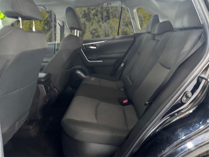 Toyota RAV4 Hybrid XLE 2022